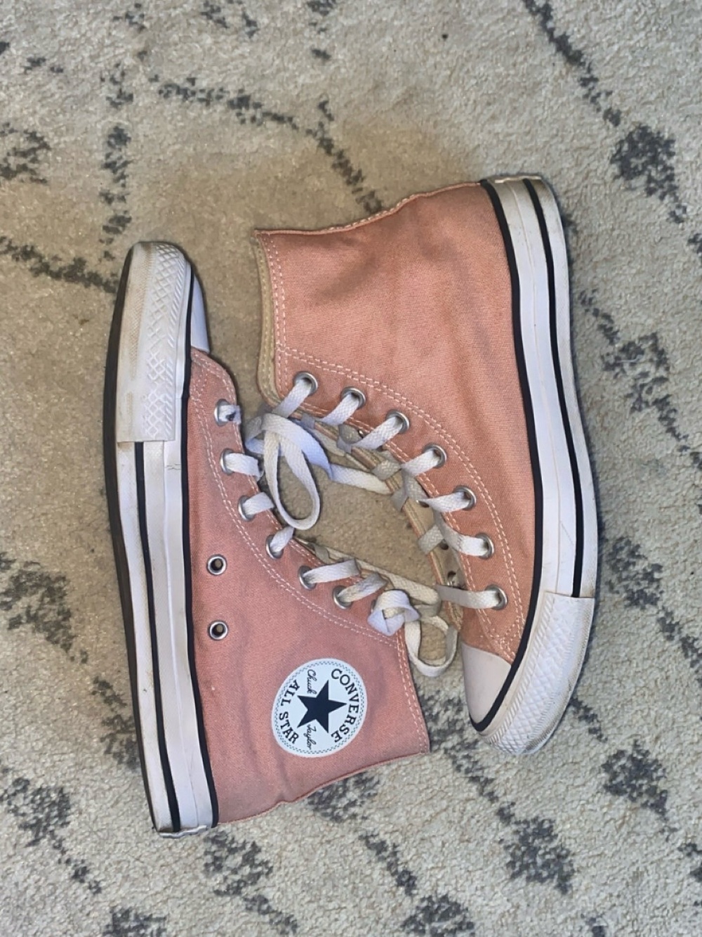 Women’s High Top Chuck Taylor Converse - Peach Pink